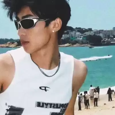 秦明凝